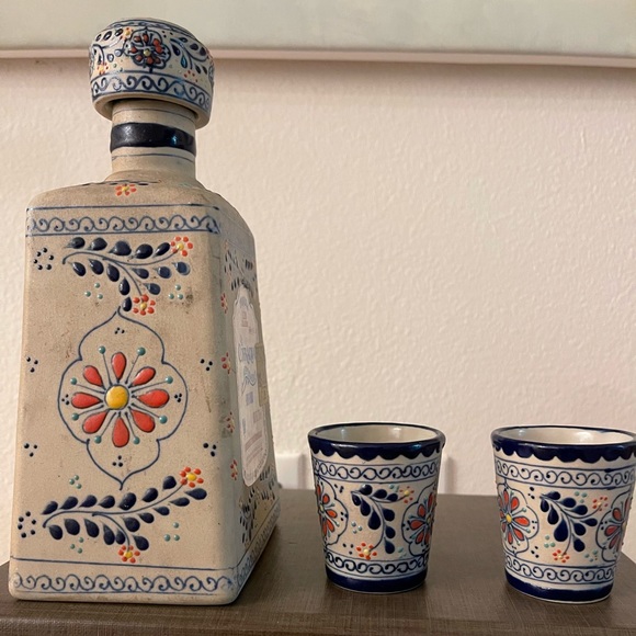 SOLD! - Picture 9 of 10